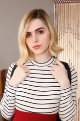 Ella Hollywood