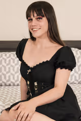 Nyxi Leon
