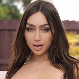 Sisi Rose