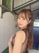 早坂ひめ