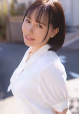如月りいさ