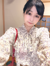 Anna Momoi