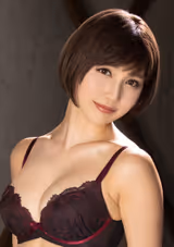 Shiori Tokunaga