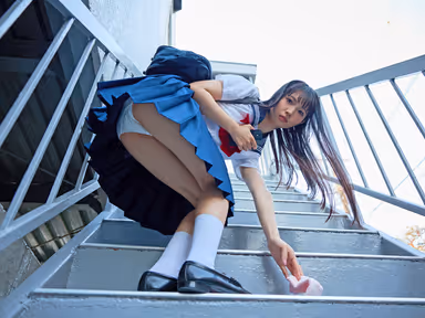 VR] [Chasing and R**ing] Chasing a Female Student's Thighs While She Was Leaving School, She Couldn't Go Back and Broke Into Her House and R**ed Her Over and Over Again Nana Kisaki gallery