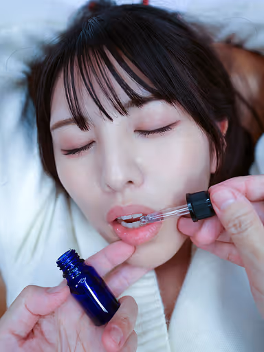 VR] [Face-specialized R**e] Shiori Kuraki's Face R**e VR - R**ing a Beautiful Face with Nakadashi Sanction and Facial Cumshot While Watching Her Scared Face Struggle with Fear and Pleasure from a Close Distance gallery