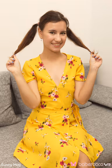 Cute And Tiny Teen Sunny May Wants To Be A Pornstar gallery