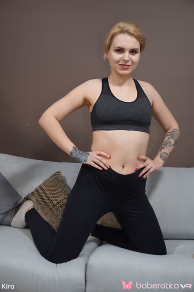 Kira has a big dildo she uses doggystyle to fuck herself for us in VR gallery