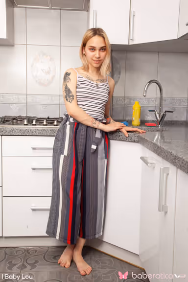 Skinny Punk Chick Fingers Her Cunt In The Kitchen gallery