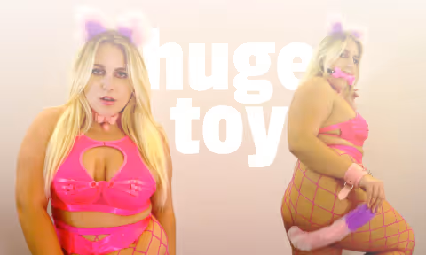 Cosplay BBW Plays With Anal Cat Tail & Fucks Huge Dildo