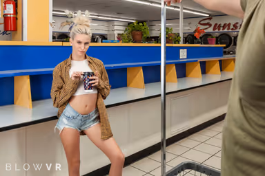 Sensual Blowjob with Kiara Cole gallery