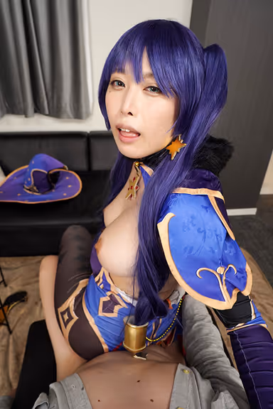 VR] Off-Line Sex with Beautiful Big-Breasted Layer at a Hotel after an Event! A beautiful girl who seduces you with her erotic cosmetics and a series of Nakadashi sex like in a doujinshi! Miku Nakamaru gallery