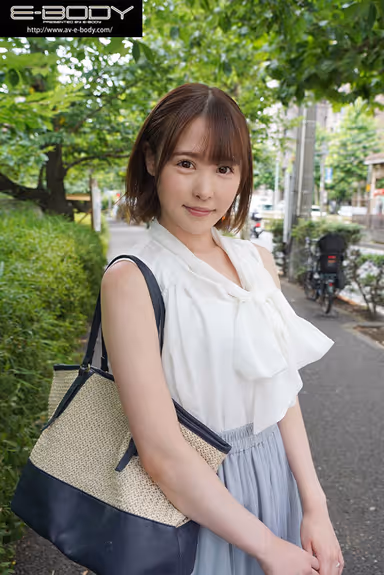 VR] A woman who looks innocent but is actually a slut! A wife with a great style met on a matching app, and the sex she had was so erotic that she was leaking out her sexual desire. Sayaka Megumi gallery
