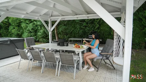 Brunch: Ass-chovy in Klatovy gallery