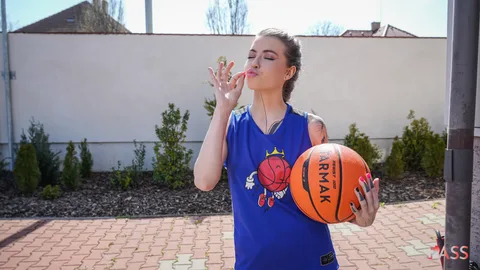 Whipping Dripping Maple in Quebec gallery