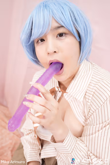 Big Booty Babe Mika Arimura Uses Long Purple Toy On Her Cunt gallery