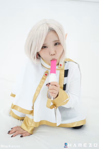 Rina Kurusu Looks So Hot Masturbating With Stockings On gallery