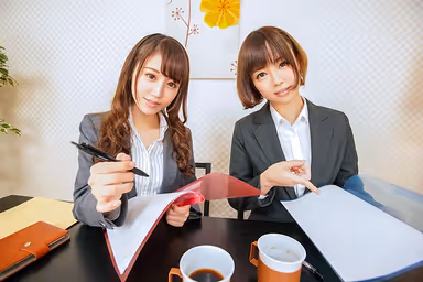 [VR] Due To A Mixup At The Hotel During Our Business Trip, I Was Put In The Same Hotel As My Office Lady Colleague VR I Thought To Myself, What A Lucky Break! But Then My Lady Boss Barged In And Started A Party. My Office Lady Colleague Turned Into A D***k Girl And We Were Playing A Lovey Dovey Love Game, But My Lady Boss Got Jealous, And Then... gallery