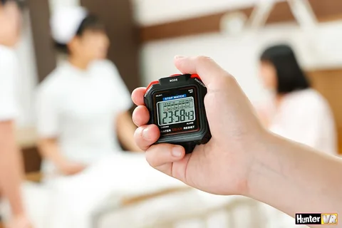 I'll Give You The Power To Stop Time! Freeze Time With A Magical Stopwatch, Enjoy A Nurse, Female Doctor, And Cute Patient As Much As You Want! Time-Freezing VR Hospital Edition gallery