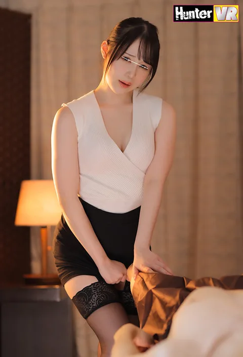 At a Men's Esthetic Salon, where touching is strictly forbidden, a beautiful esthetician in a super mini-skirted treatment gown with a panty in the middle of her body is unable to resist and touches her secretly! As expected, I was disheartened when I was told "We are not a store for that kind of thing", but then I heard a moaning voice from the next booth that I could only assume was the middle of a sexual act! ... gallery