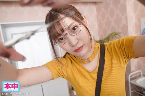 For Only 1000 Yen? Impossible! How I Was Tempted To Cum Inside A Girl Who Gave Me A 1000 Yen Haircut. Akari Mitani gallery