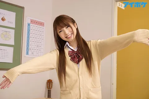 She's Thinks You're Cheating On Her, She's So Mad, She's About To Break Up With You! But She Can't Stop Loving You... So She Has Passionate, Intense Make-Up Sex With Lots Of Kissing. Yume Nishimiya gallery