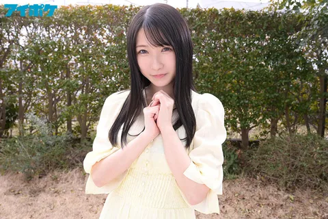 My Girlfriend is an Exclusive AV Actress - A Love-Like Living Together VR with the Best Distance and Brightness - Hikaru Miyanishi gallery