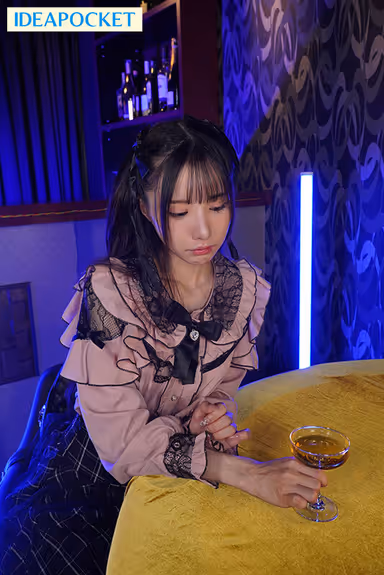 [VR] Paranoia, codependency, unpredictable emotional swings… Dangerous, risky, and a total pain in the neck—even though she’s nothing but a risk, she makes you want to be with her. The ultimate form of the most visually stunning, mentally unstable “landmine” woman is right in front of you: Saki Sasaki. gallery