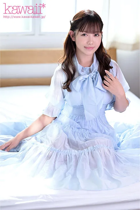 Oh! Momohinka First live fuck synchronized with the cuss burning pleasure and affection right after the first fight! First Nakadashi! Reconciliation sex! gallery