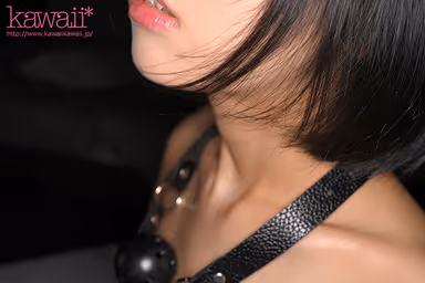 VR: "Will you mess me up?" Natsu Hinata desires a radical, insidious, and catastrophic world far removed from everyday life. gallery