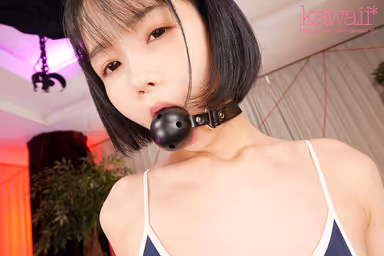VR: "Will you mess me up?" Natsu Hinata desires a radical, insidious, and catastrophic world far removed from everyday life. gallery