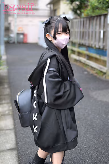 VR] Masked Girl Hinano-chan - Sweet, Young Voice, Puffy Breasts, Mine Makeup... Runaway Musume with No Place to Stay for a Reason gallery