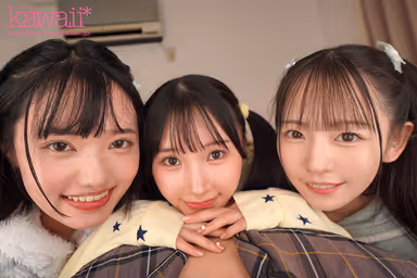 【VR】顔面特化×ベロキス×ハーレム痴女っ娘（こ） 顔面優勝すぎる姪っ子3姉妹の幼つるまんにありったけの精子ドピュッドピュッドピュッ 西元めいさ 八坂凪 由良かな gallery