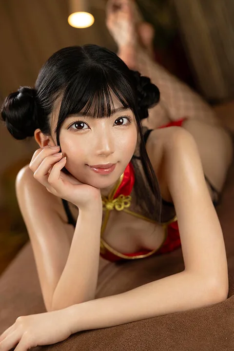 "I'm going to relax your whole body with my slobber..." -Myrio Momosaki, a Drooling Esthetician Who Slubs Up Your Whole Body with Saliva Oil and Leads You to Ejaculation gallery