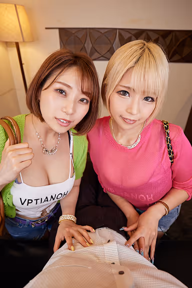 VR] The Dancer's Use of Her Hips is Truly Otherworldly! A tipsy and luxurious harem threesome! gallery