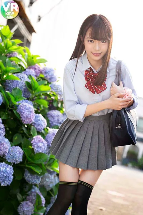 VR - What Happened The Other Day - Short Skirts And Long Socks - A Beautiful Horny Devil In Uniform Gets All Excited And Comes Onto Me - Suzumi Honoka gallery