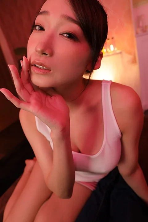 One Person Per Day Only. Bewitching Beauty's Moonlight Gig Bringing Out The Greatest Pleasure From Resting Men. Kurea Hasumi gallery