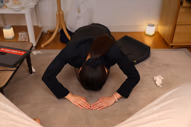 VR] A Serious and Obedient Saleswoman is Locked Up by a Malicious Complainer and Humiliatingly Tortured by Her Beautiful Body. Rururu Jun gallery