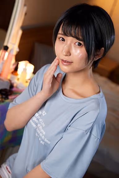[VR] No Makeup Makes This Cutie Blush Hard In VR. "P-Please Don't Look This Way..." Your Coworker Took Her Makeup Off But Her Shyness Is So Sweet That You Can't Keep Your Promise. Yuri Fukada gallery