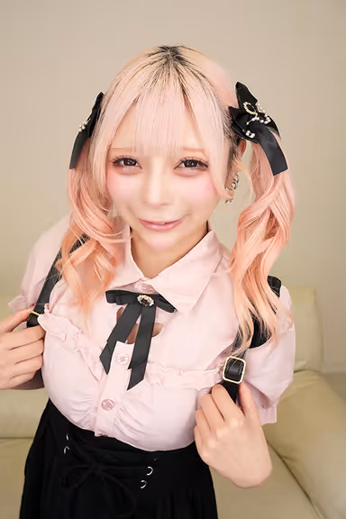 【VR】ト〇横で拾った地雷系女子は胸がデカくてマゾっぽかったから恥ずかしい姿で拘束してマ〇コに説教してやった 鹿野あも gallery