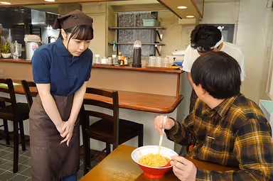 Rina-chan (18), Part-time Worker at "Rai-Ken", Established 83 Years Ago in Yuhama-machi, Tottori Prefecture, Japan gallery