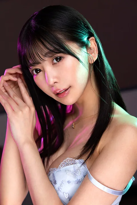 What Will Happen If I Confess to Hinako Mori? I'm a fast ejaculator who has a hard-on for porn, and my favorite actress ejaculates in a hilariously wacky way on my first porn set... gallery