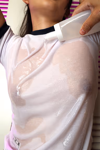 VR] Masochistic dating with a student who seems to be easily fertilized First time at an SM love hotel, adult nightlife with repeated Nakadashi without hiding any reason gallery