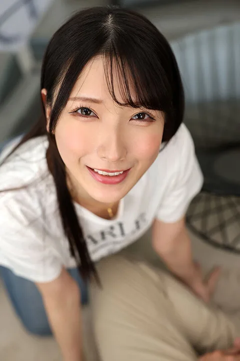 When I got an erection from my almost naked sister-in-law, it was over immediately. I, who have a weak sense of reason, was tossed around by the female body of a former nudist, and to top it off, I ejaculated inside her several times! gallery