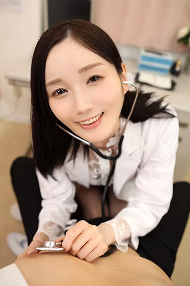 VR] A School Infirmary Teacher Who Gets Unusually Aroused by Male Students' Nipples Will Take Your Virginity Just by Showing You Her Nipples gallery