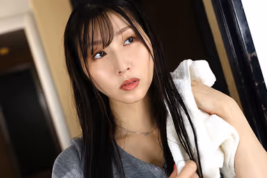 VR] Married Woman Upstairs Seduces Me Because of the Rainy Weather. She made me dance on her moist, wet, sensual body and wanked me in a killer cowgirl position that devoured my testicles until I felt like it. room 401, Ms. Yukari gallery