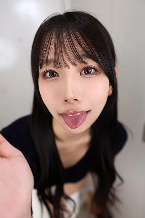 A Frustrated Married Woman is Dispatched to Me. A beautiful wife who is feeling stuck in a rut in her husband's activities is moving her toned lower half of her body single-mindedly as she sucks my dick into her mouth in this record of her cumshot. Erika, 28 years old gallery