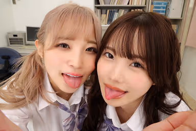 VR] A Student's Intense Seduction in the Infirmary! Forbidden Sex Burned Up by a Storm of Thick Kisses! Ichika Matsumoto x Noa Egawa gallery