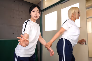 VR] Poor Tits Couple NTR - We, who vowed to love each other beyond our gender, were easily cuckolded and destroyed by a girl with big tits who is in the top of the caste. Alice Otsu gallery