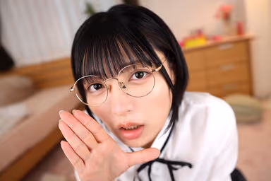 VR] My sister's friend who has a small voice whispers to me in close proximity. gallery