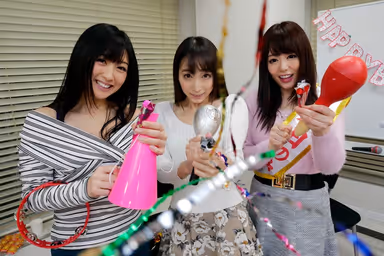 [VR] Ultra Deluxe!! A Sexy Game Of Truth Or Dare With 3 Famous Actresses!! VR Technology Will Make Your Dreams Cum True And Help You Get Plenty Of Nookie!! Mao Hamasaki Hibiki Otsuki Kurea Hasumi gallery